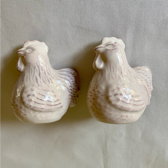 Rooster Chicken Salt & Pepper Shakers - Picture 8 of 8